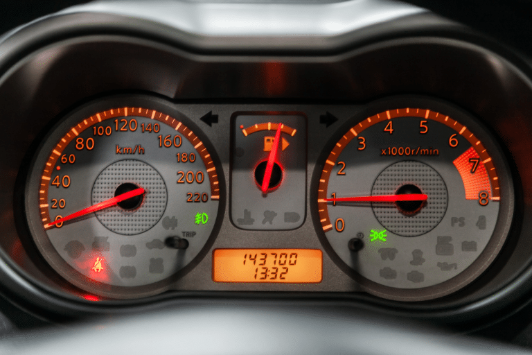 Défaut moteur 208 308 : causes fréquentes et solutions