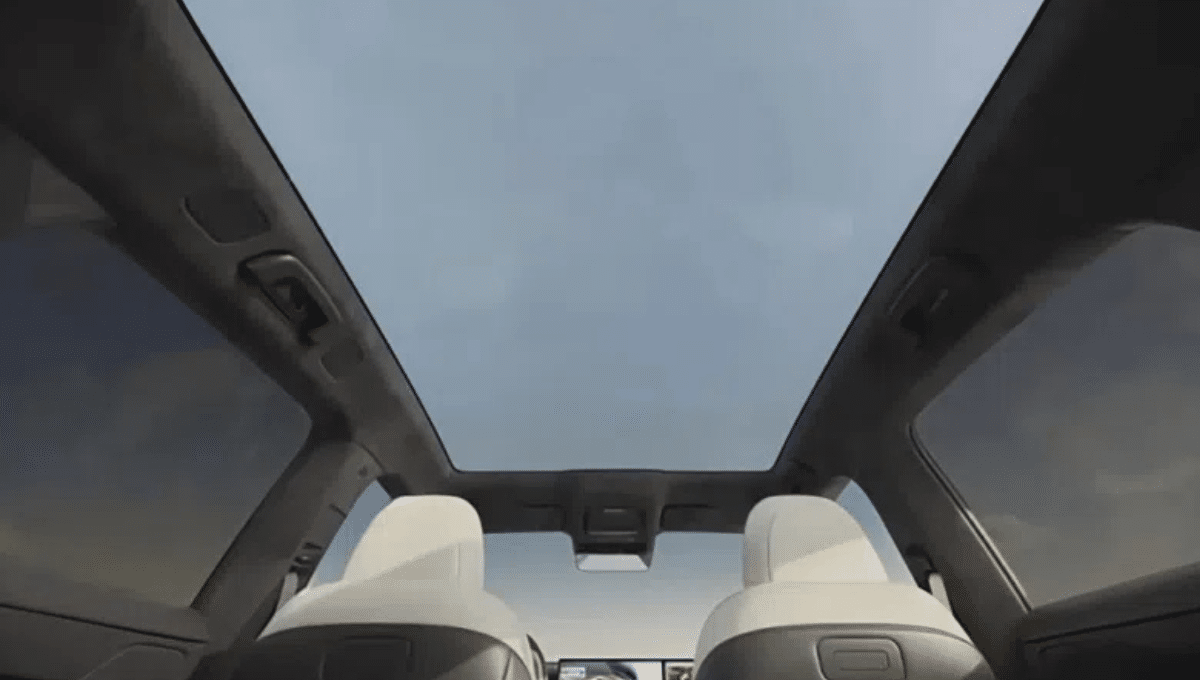 Volkswagen ID.Unyx 08