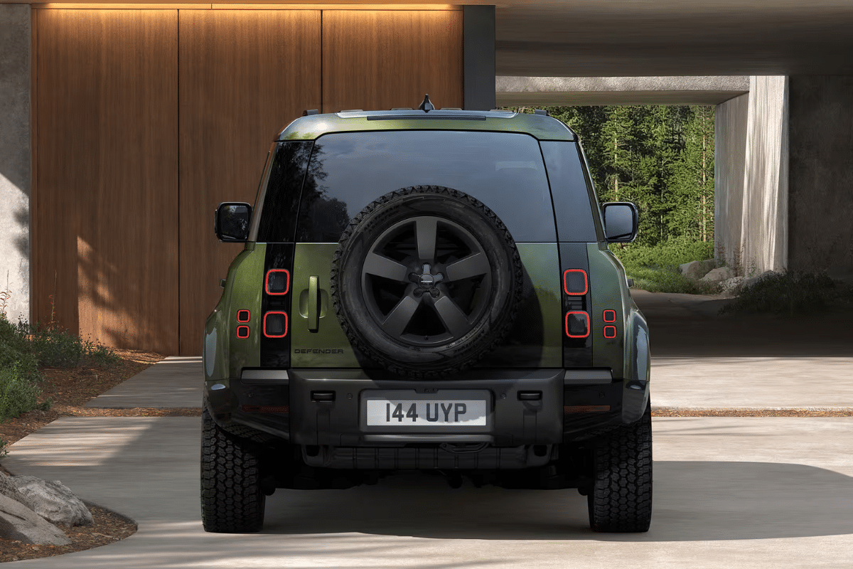 Land Rover Defender vue arrière