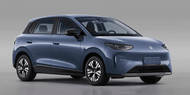 Cette petite voiture électrique veut faire trembler la Renault 5