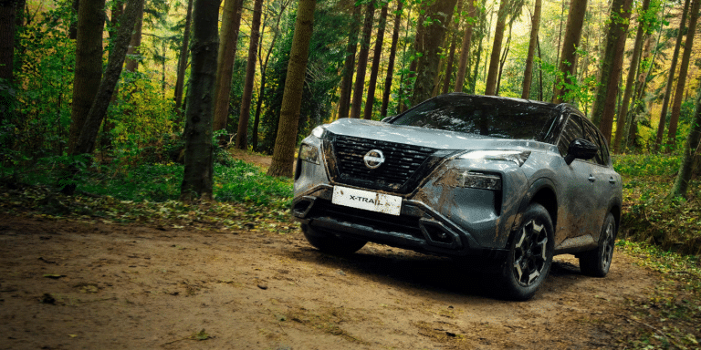 Nissan X-Trail : le SUV hybride se refait une beauté et ajoute une nouveauté inattendue à bord