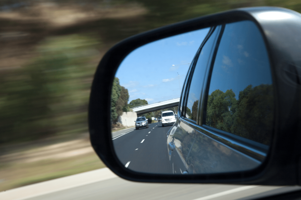 Peut-on dépasser la vitesse pour doubler