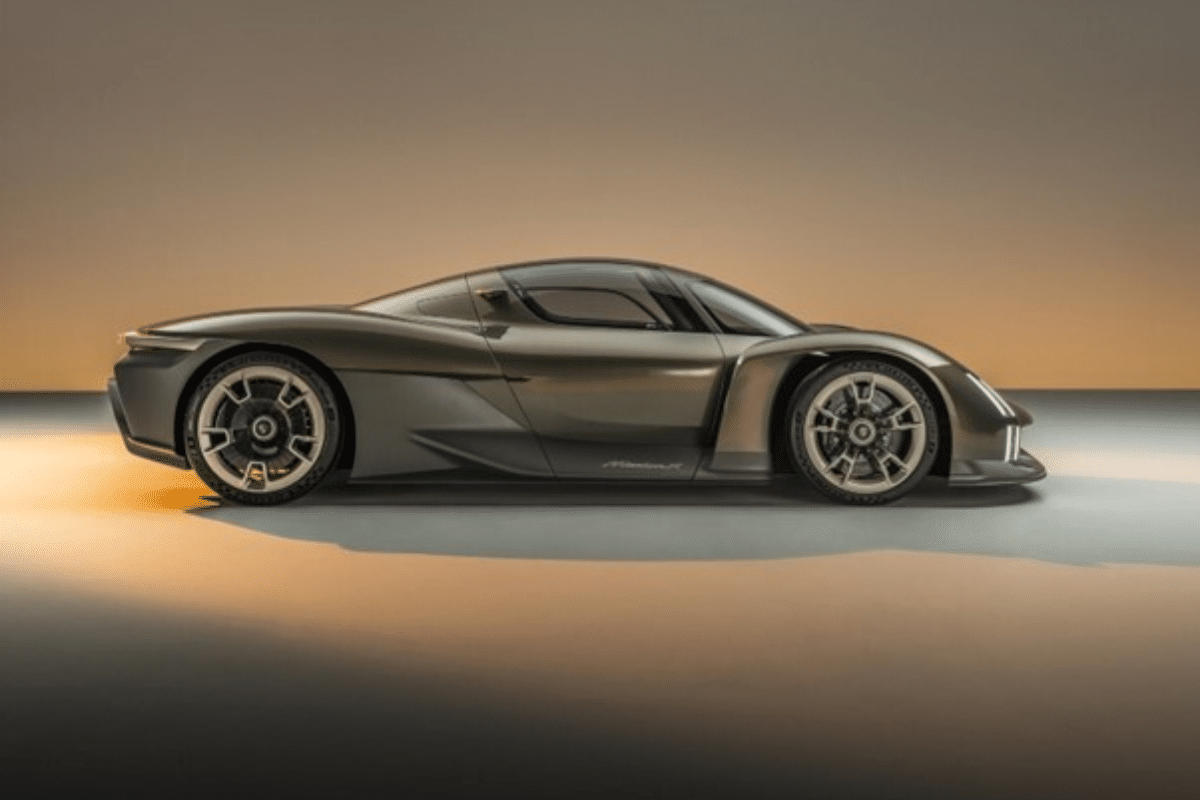 Porsche Mission X vu de profil