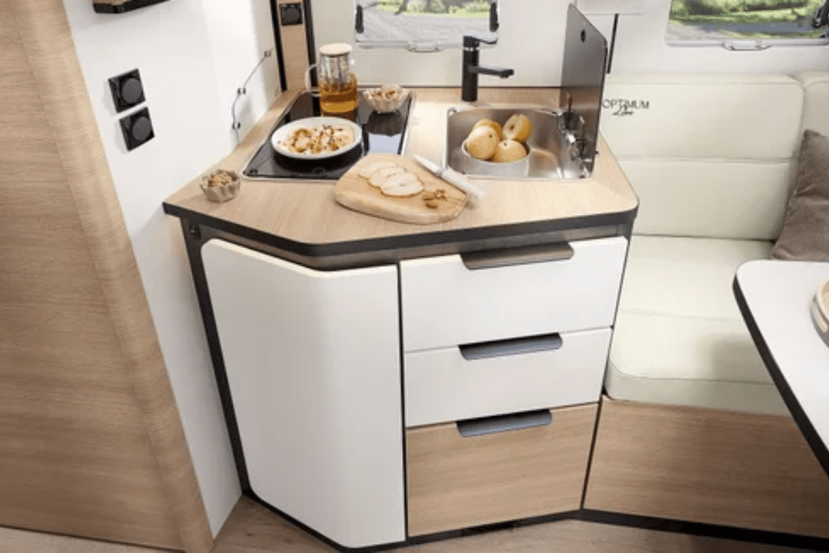 Rapido C66 cuisine équipée