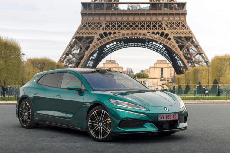 Denza Z9GT (2026) : prix, gamme et équipements du break électrique et hybride rechargeable de luxe