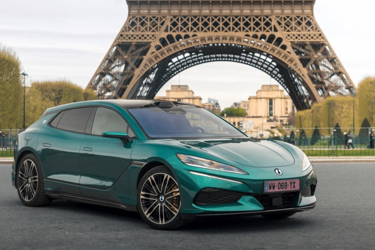 Denza Z9GT vue de face