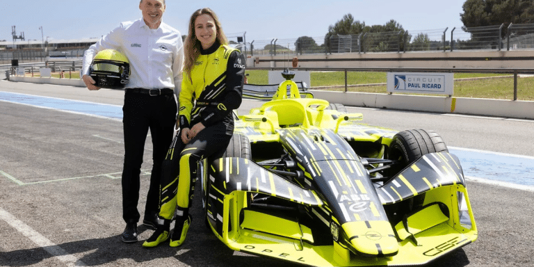 Opel dévoile en première mondiale son prototype GEN4 de Formule E : une révolution en approche