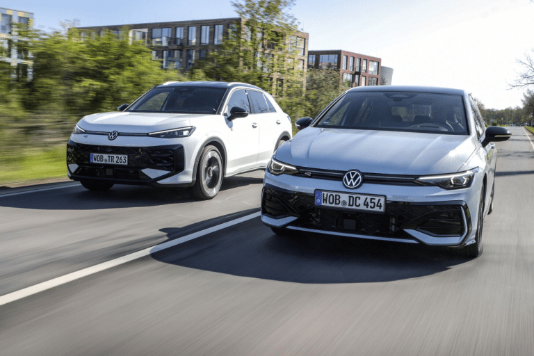 Volkswagen dévoile un hybride inédit qui fonctionne sans recharge et promet plus d’efficacité