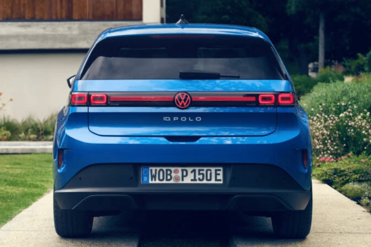 ID.Polo vue de derrière