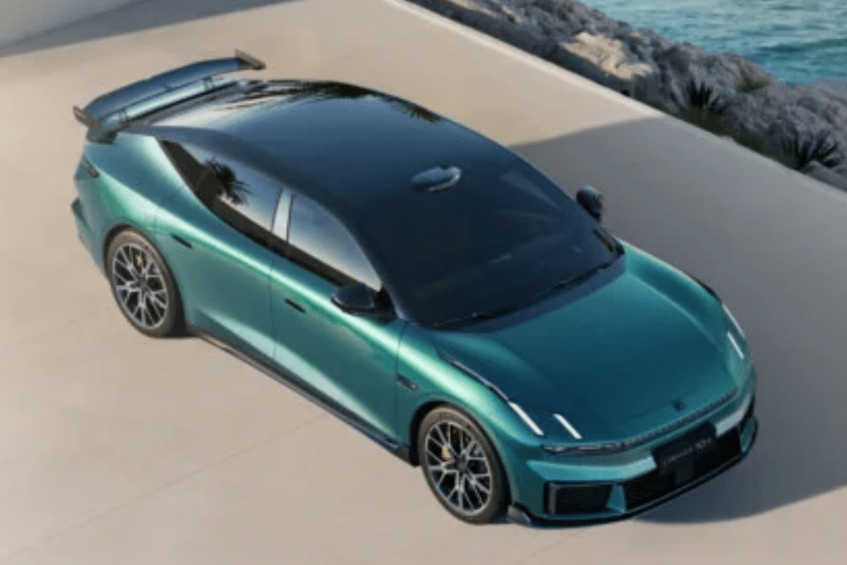 Lynk & Co 10+