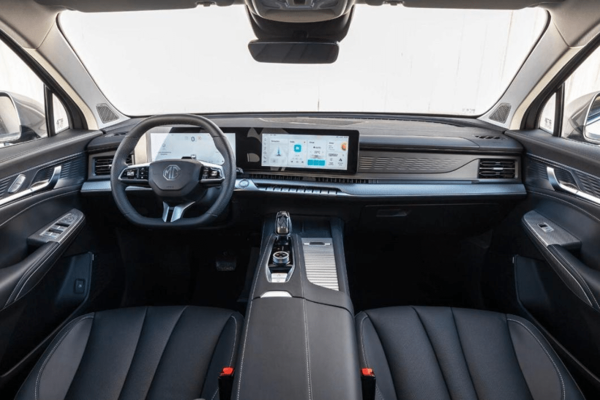 MGS9 PHEV (2026) vue du volant