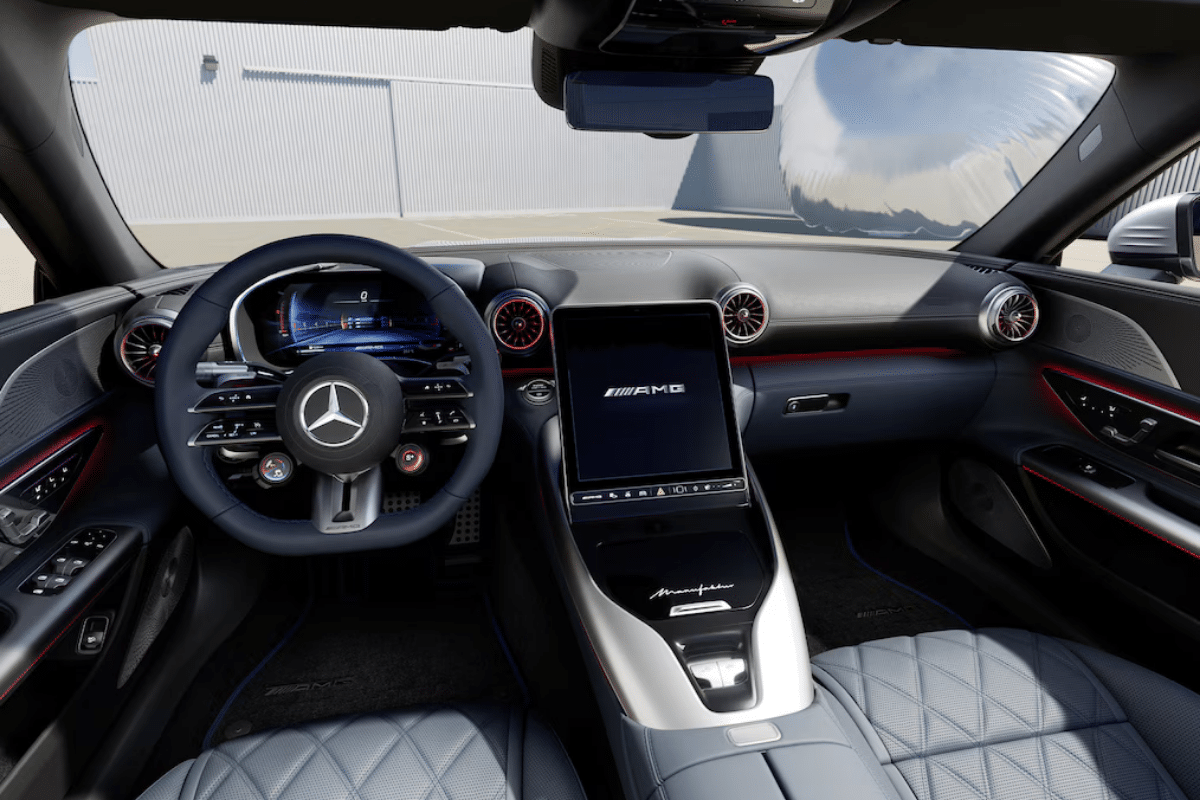 Mercedes-AMG SL restylée design intérieur