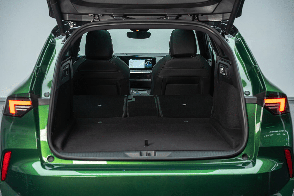 Nouvelle Opel Astra vue du coffre