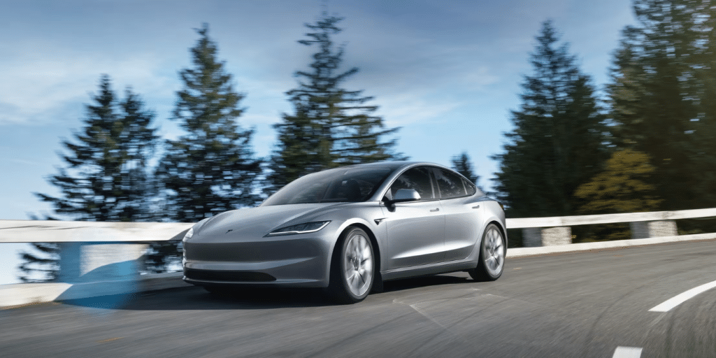 Tesla : ce cadeau offert avec la Model 3 suffira-t-il à relancer les ventes ?