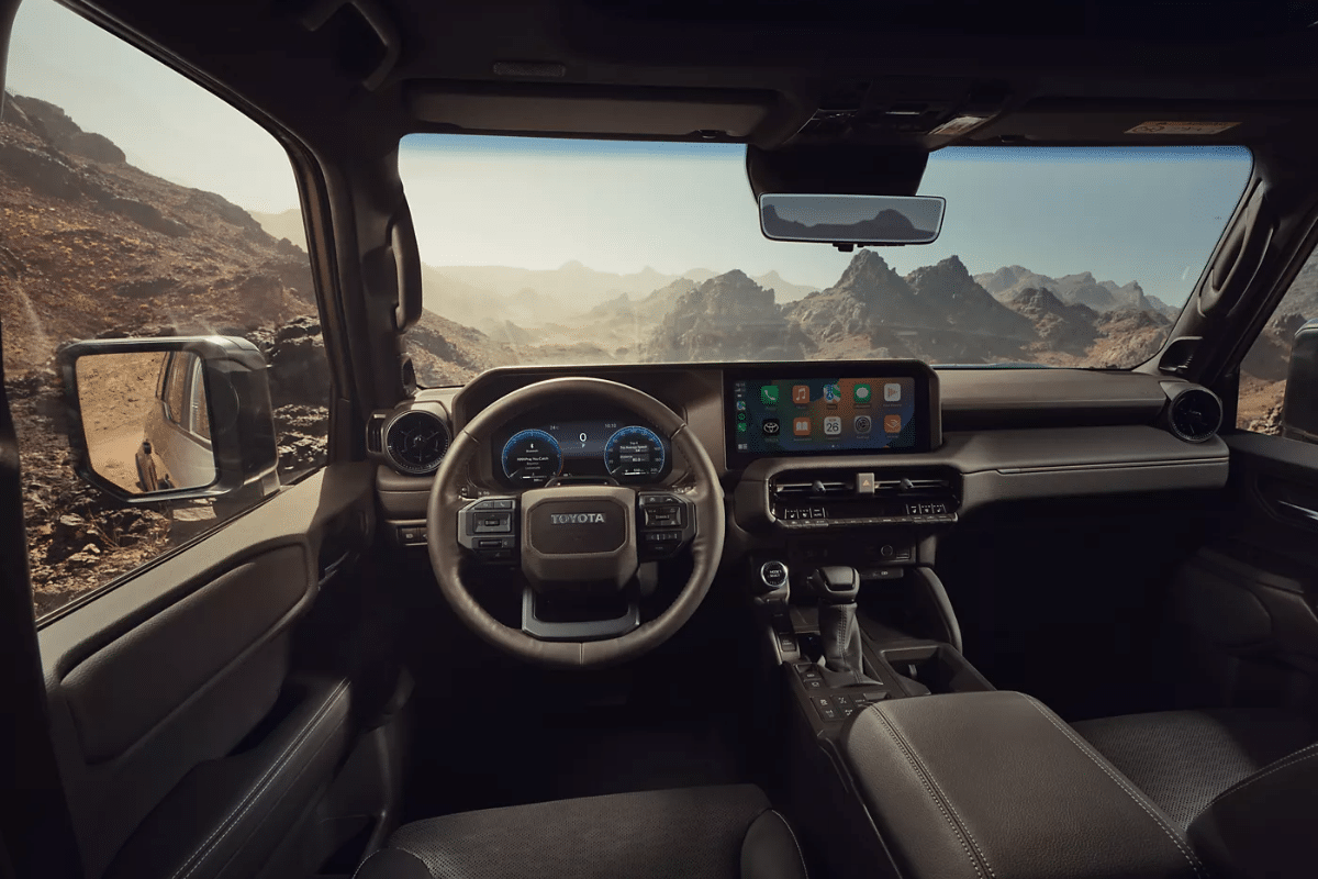 Toyota Land Cruiser GX design intérieur