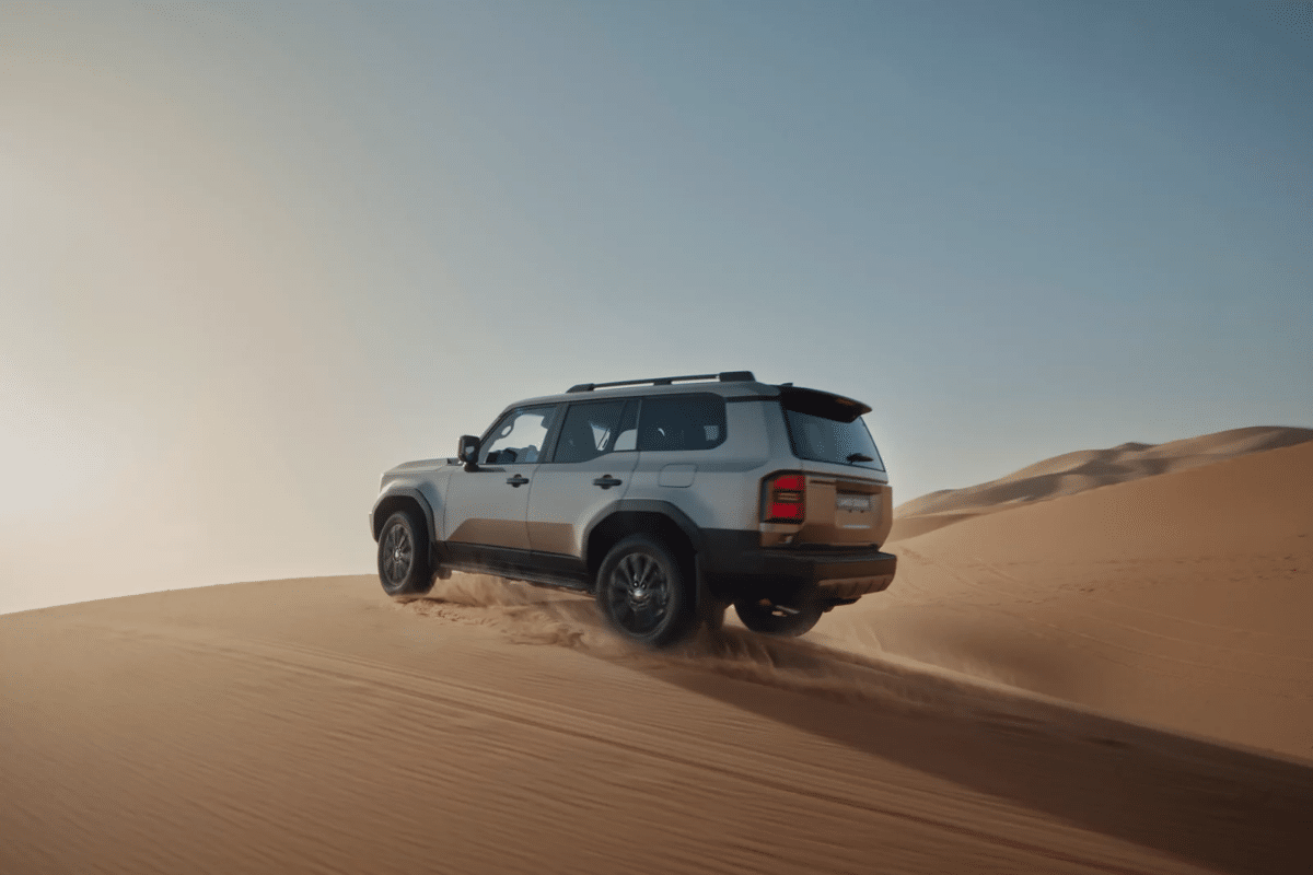 Toyota Land Cruiser GX vue arrière