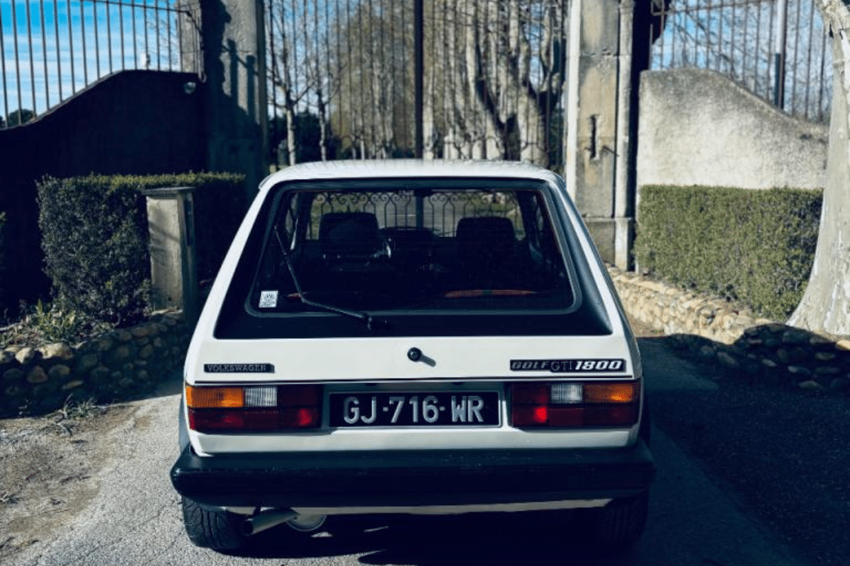 VOLKSWAGEN Golf GTI 1800 - 1983 vue de derrière
