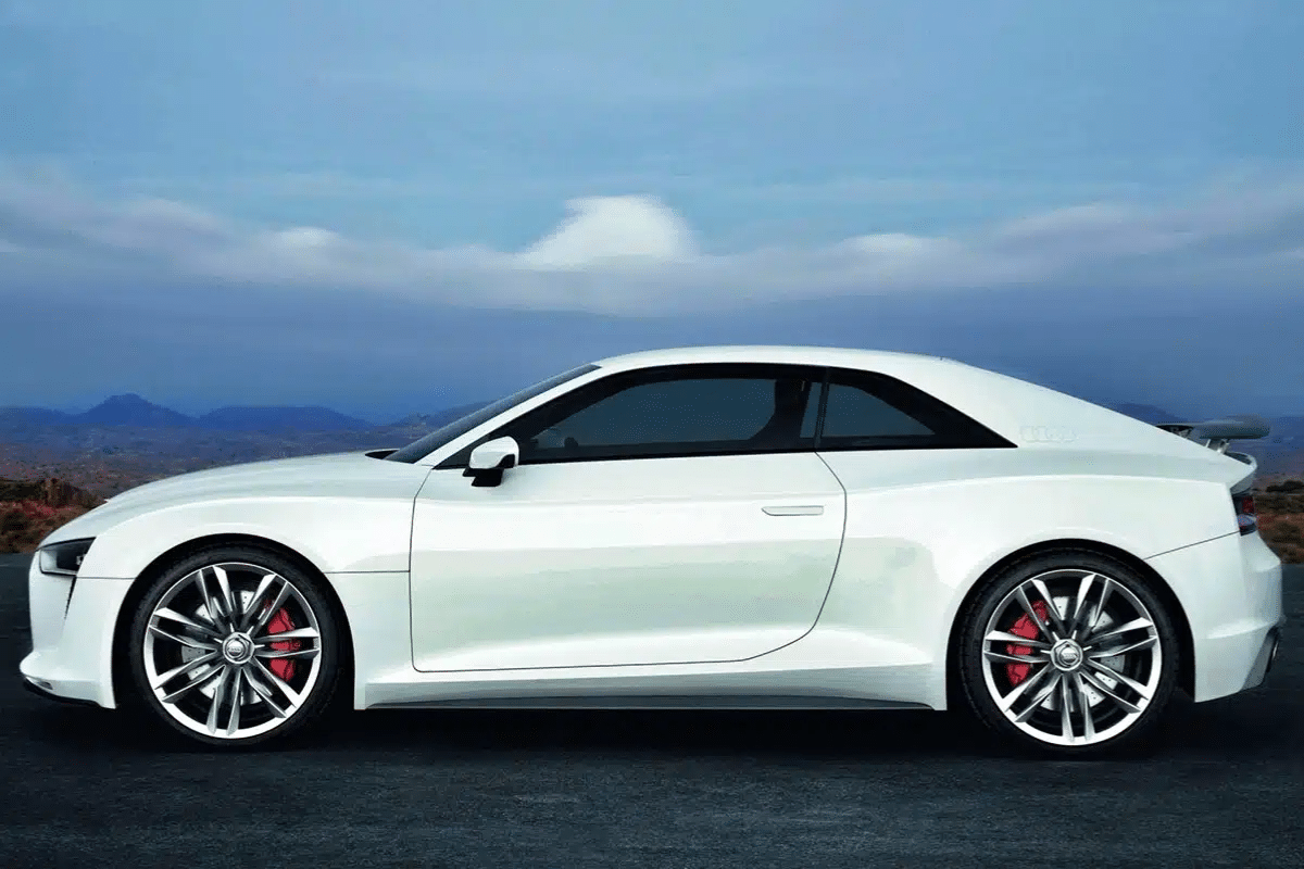 Audi Quattro vue de profil