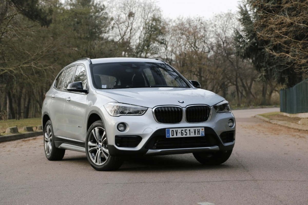 BMW X1 sDrive 18d vue de face