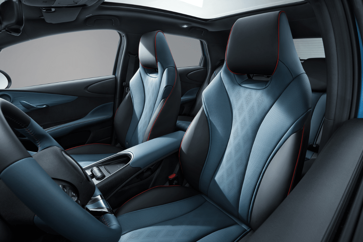 BYD Dolphin G DM-i design intérieur
