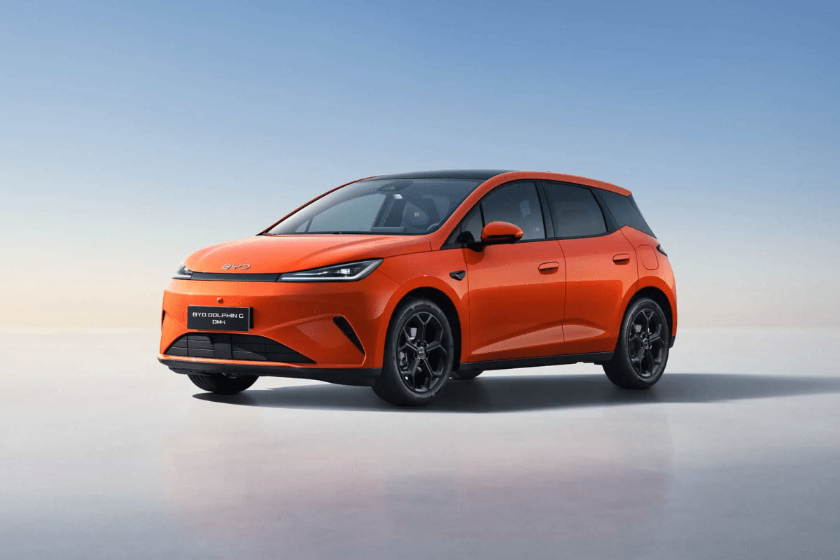 BYD Dolphin G DM-i vue arrière