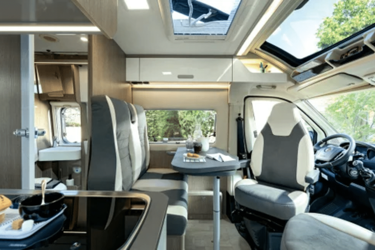 Chausson V697 vue intérieure