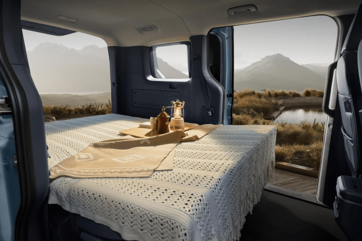 Kia PV5 lit de couchage