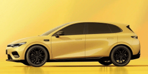218 ch, boîte auto et prix d’une citadine : ce nouveau modèle au format Peugeot 308 s’annonce comme un futur best-seller
