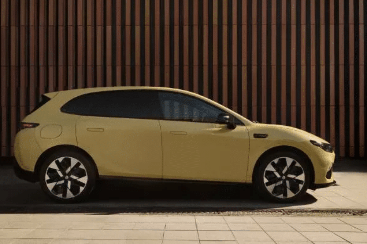 Leapmotor B05 vue de profil