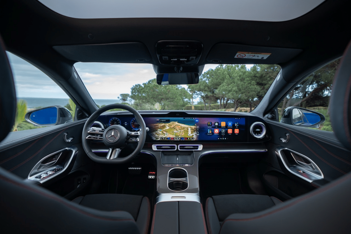 Mercedes Classe C électrique design intérieur