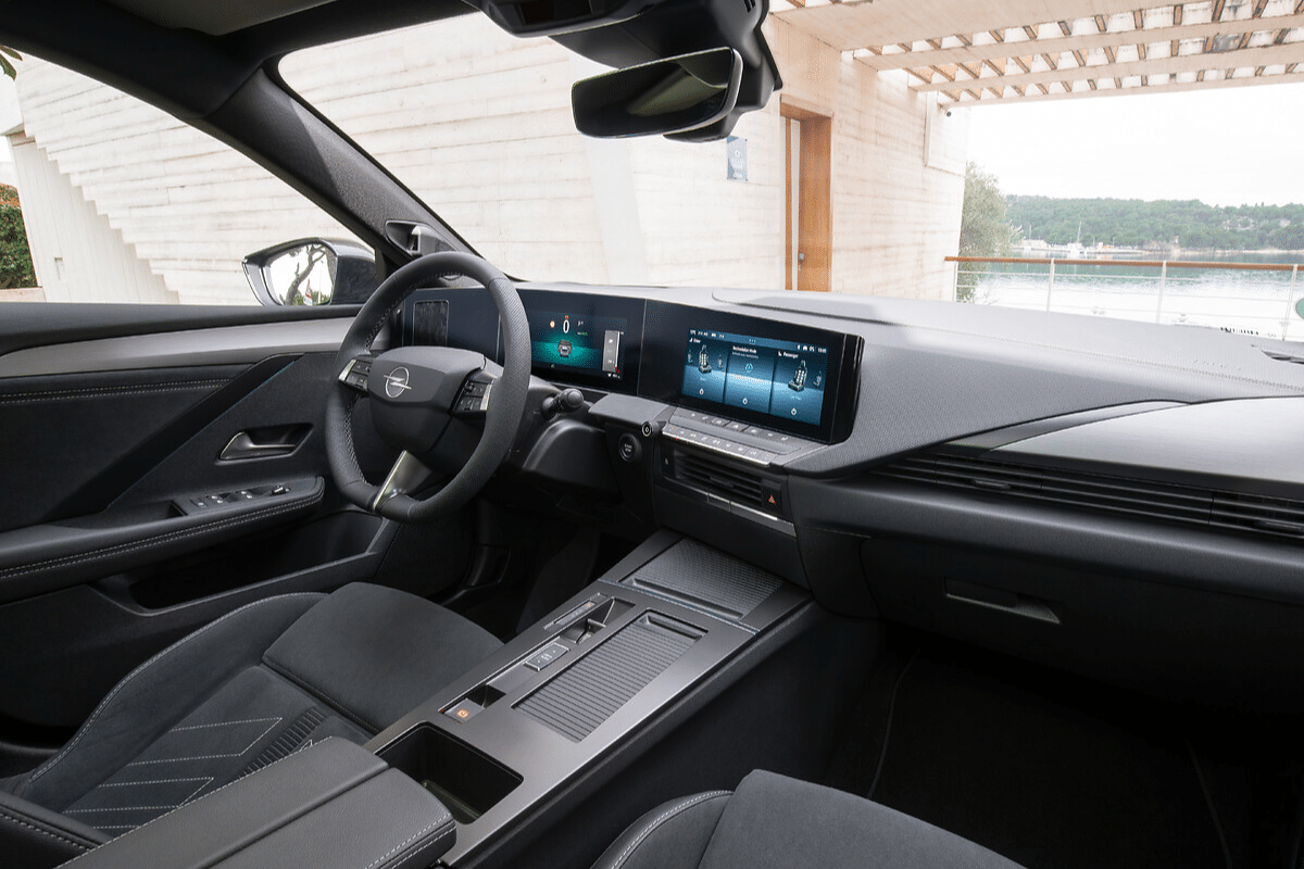 Opel Astra Sports Tourer Electric design intérieur