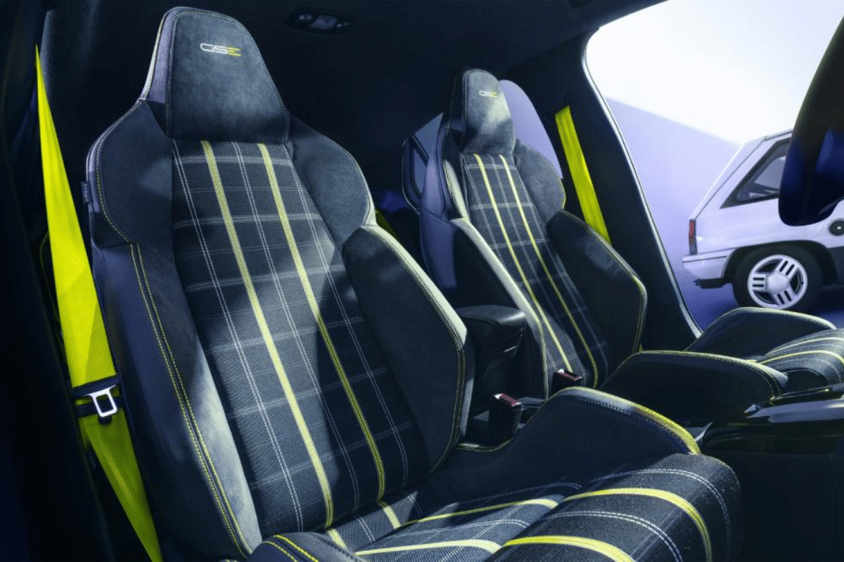 Opel Corsa GSE (2026) vue intérieure