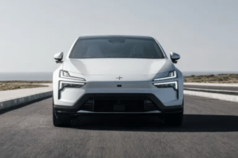 Charge plus rapide, puissance en hausse et remises XXL : Polestar mise sur deux voitures électriques