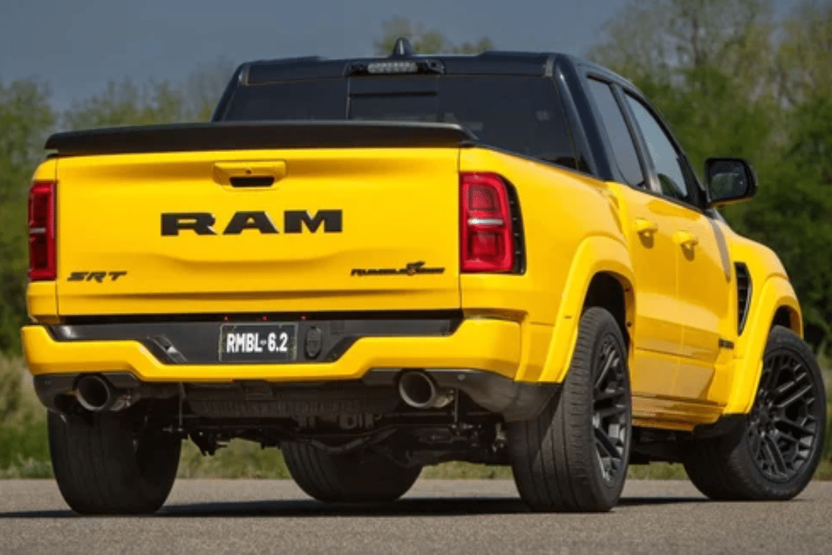 Ram Rumble Bee vue de derrière