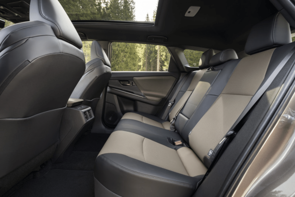 Toyota bZ4X Touring vue intérieure