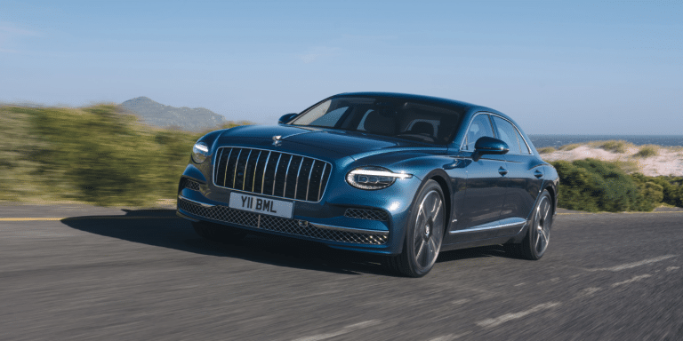 Bentley renouvelle déjà sa Flying Spur : ce qui change sur la limousine de luxe britannique