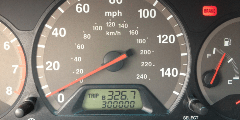 Ces voitures dépassent les 300 000 km sans broncher : voici les modèles que les experts recommandent encore