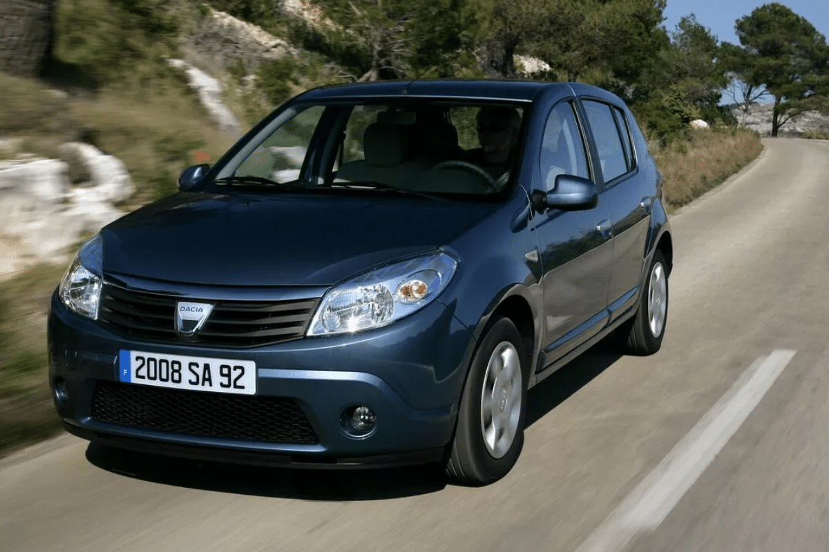 Dacia Sandero vue de face
