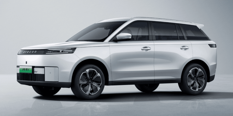 À moins de 33 000 €, ce SUV électrique chinois pourrait donner des sueurs froides à Peugeot