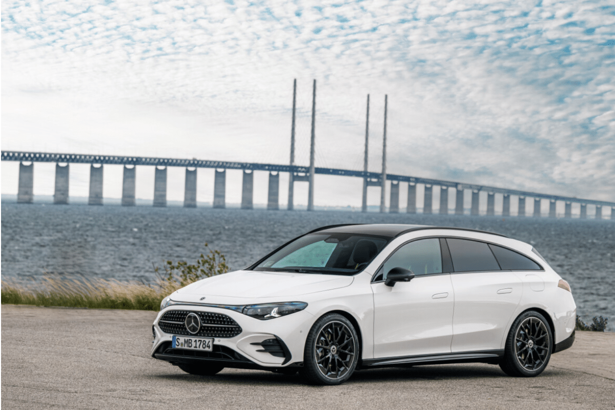 Mercedes CLA Shooting Brake (2025) vue de profil