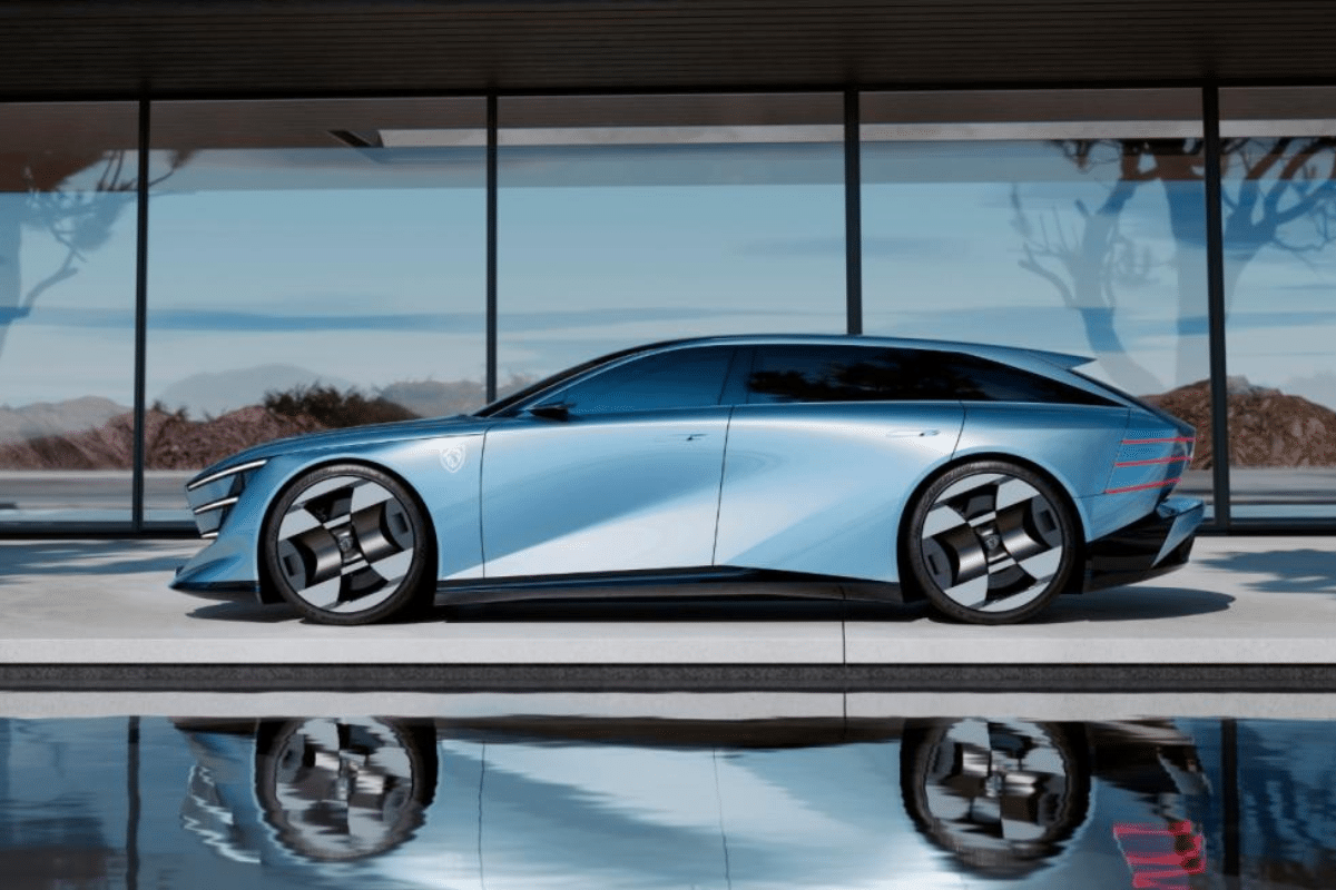 Peugeot Concept 6 vue de profil