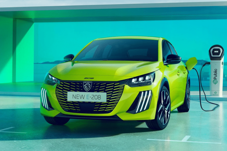 Ces Peugeot électriques pourraient bientôt se vendre mieux que les versions thermiques, une première historique
