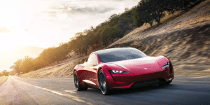 Tesla Roadster : les ambitions de SpaceX compliquent encore son lancement