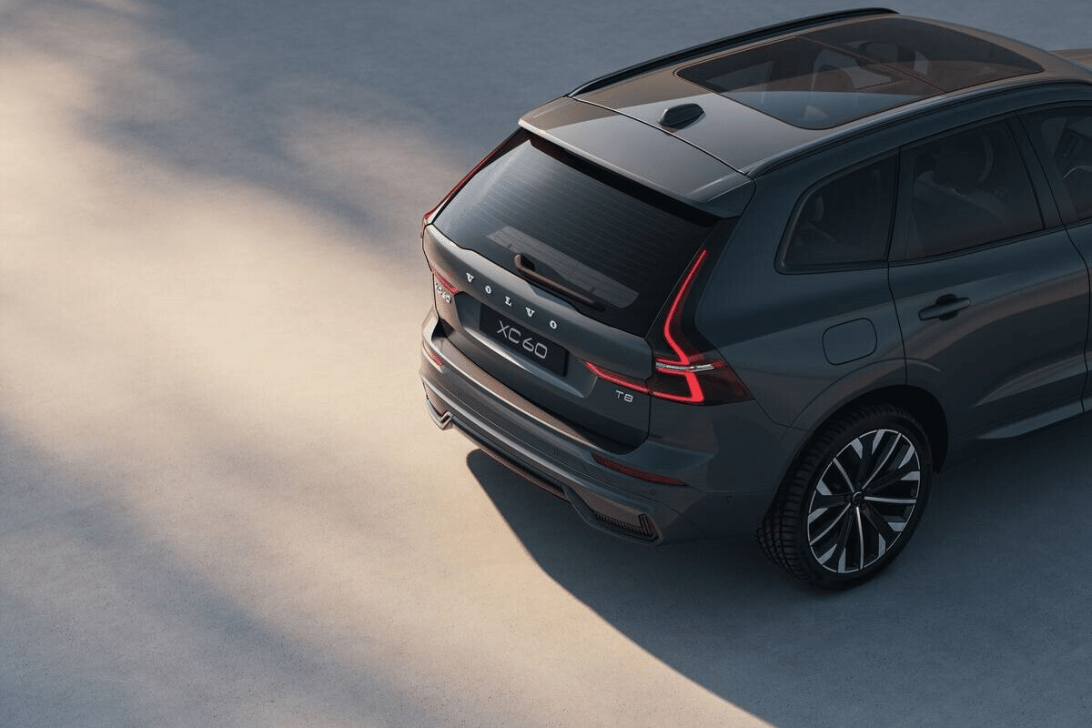Volvo XC60 vue de derrière