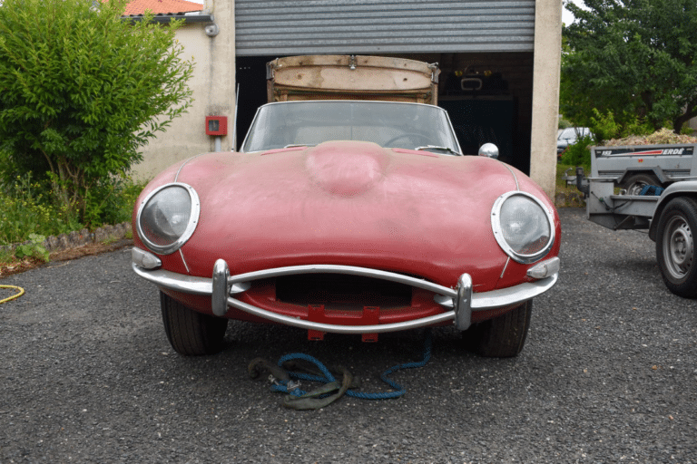 Cette Jaguar E-Type Series 1 à 149 500 € mise tout sur son authenticité exceptionnelle