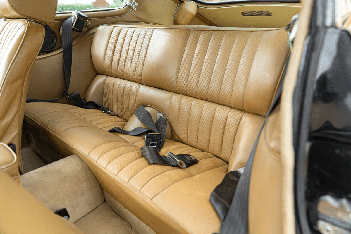 1971 JAGUAR E-TYPE COUPE 5.3 V12 vue intérieure