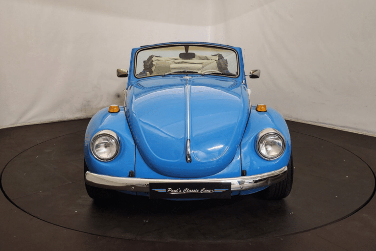 Cette Volkswagen Coccinelle de 1971 rappelle pourquoi une ancienne bien documentée peut coûter si cher