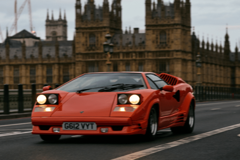 Une Lamborghini Countach 25th Anniversary unique en Arancio Miura refait surface avec 25 900 km