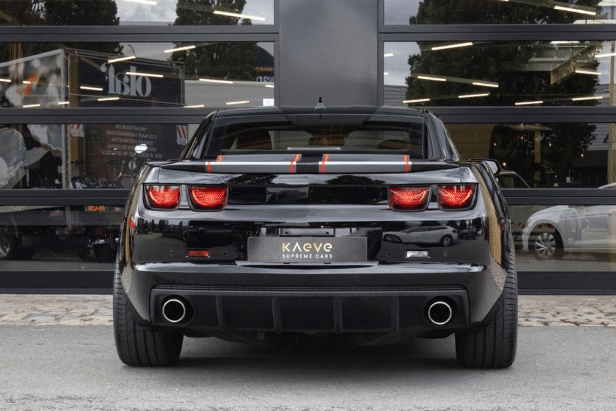 2011 Chevrolet Camaro 6.2 V8 SS Manual vue arrière