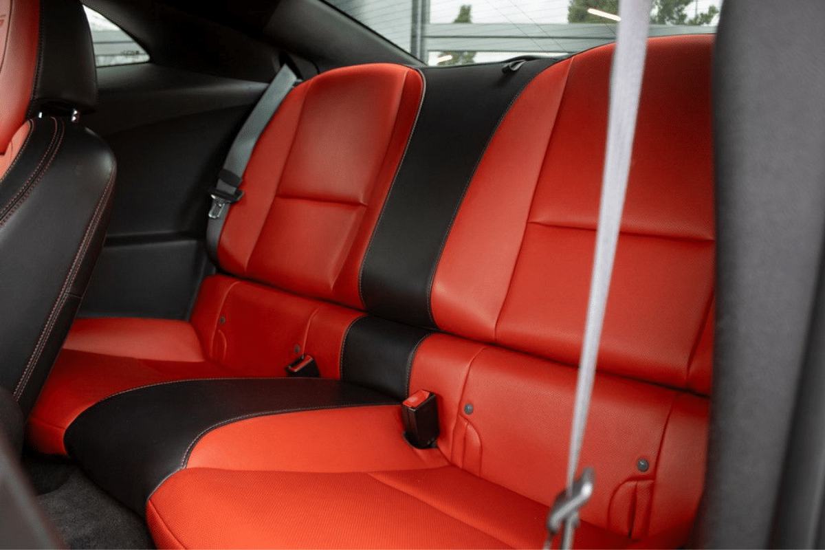 2011 Chevrolet Camaro 6.2 V8 SS Manual vue intérieure
